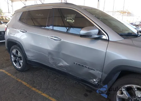 2019 Jeep Compass Limited Fwd из США, поврежденный, VIN 3C4NJCCB4KT679892